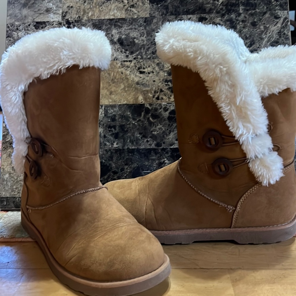 Magellan boots